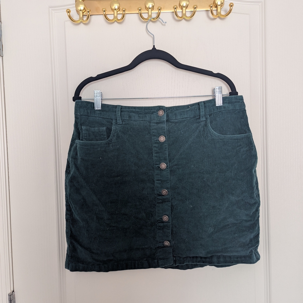 Green Corduroy Button-Front Skirt